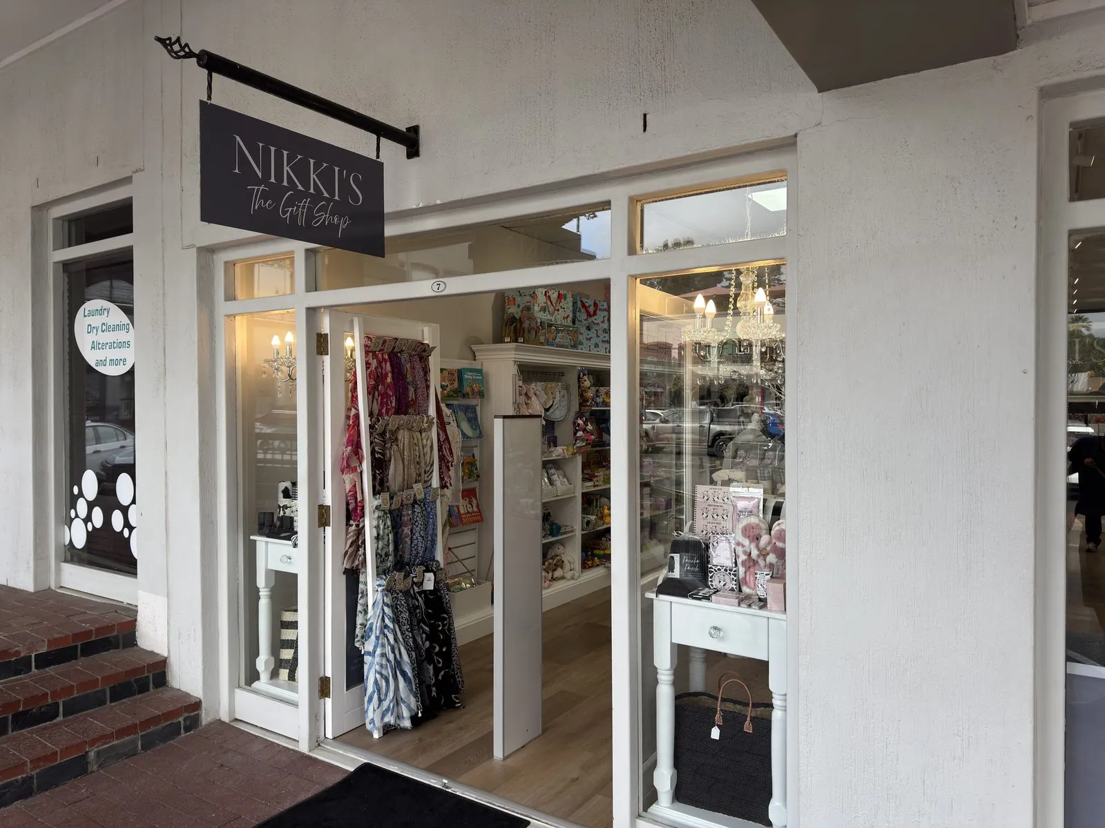 Nikki's Gift Shop shopfront