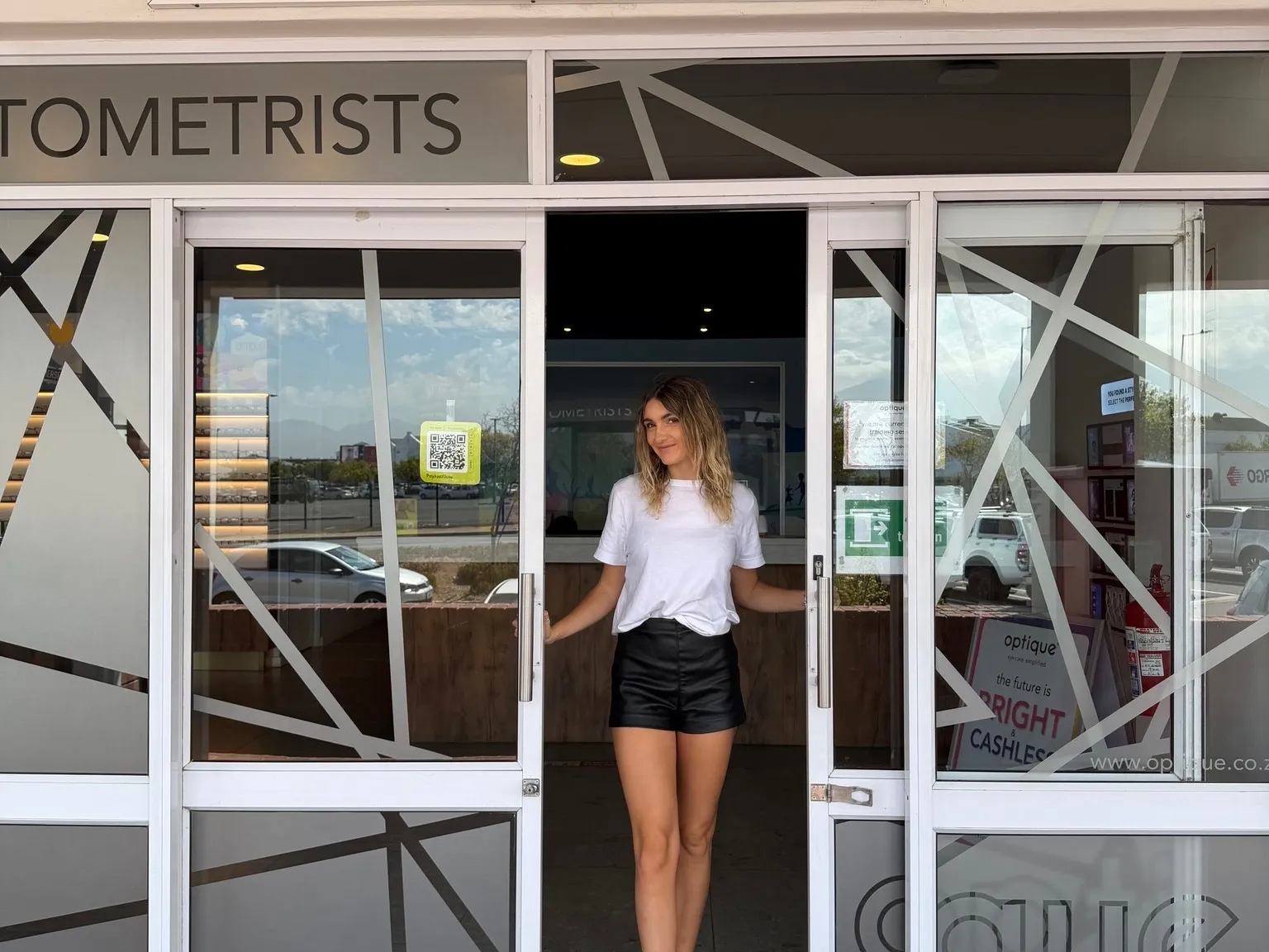 Optique Somerset West shopfront