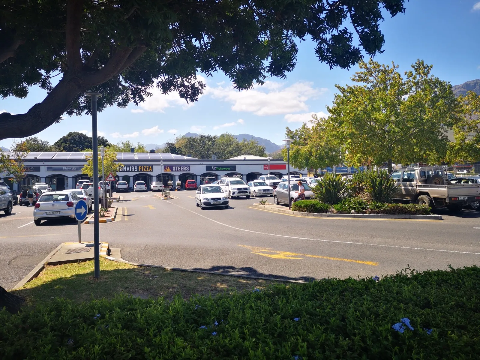 Steers, Fishaways & Debonairs shopfront