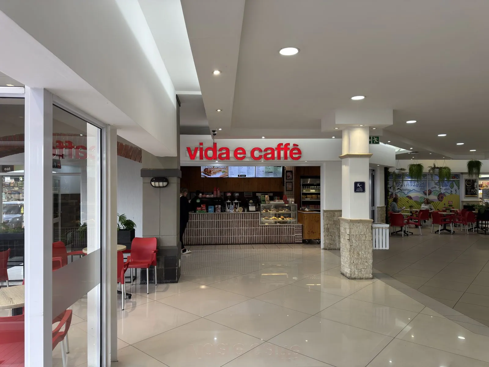 Vida e Caffè shopfront